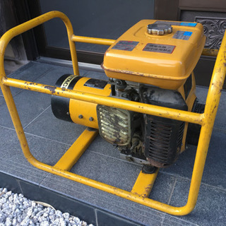 大きめ発電機(※エンジンかかりません)