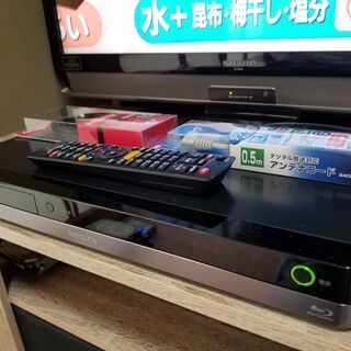 ☆超大容量4TB トリプルチューナー！東芝レグザ DBR-T350☆