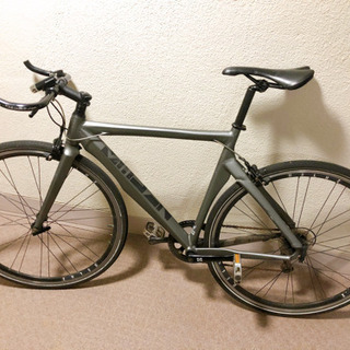 自転車　クロスバイク　