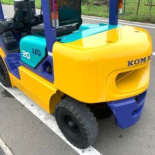 KOMATSU 2tフォークリフト FG20C-12 シート新品！ ノーパンクタイヤ！