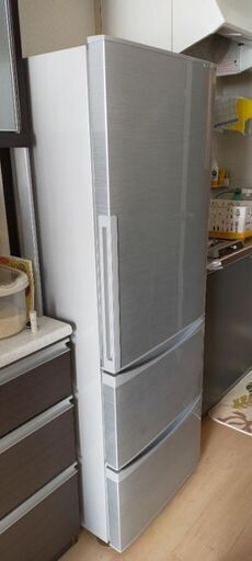 今月末まで！ SHARP 野菜室付き3ドア冷蔵庫 美品です！