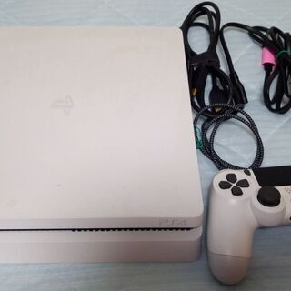 PlayStation 4 CUH-2100 (ホワイト)