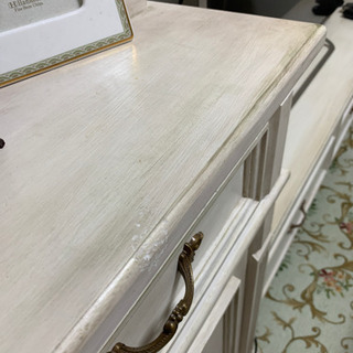 アンティーク風　食器棚