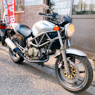 ホンダ　VTR250 シルバー