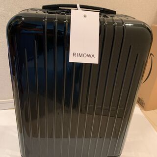 RIMOWA(リモワ)スーツケース【新品未使用&送料無料】エッセ...