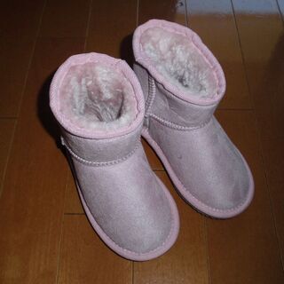 petit main　プティマイン　ムートン風ブーツ　17ｃｍ　ピンク