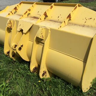 札幌市清田区発 大型 ホイールローダー バケット 幅2,450mm
