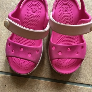 crocs 純正　サンダル　ピンク　15㎝　c7　美品