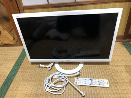 送料無料　SHARP 24型液晶テレビ AQUOS LC-24K40 ホワイト シャープ アクオス