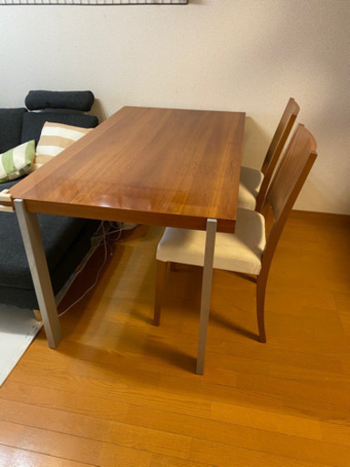 BoConcept(ボーコンセプト)ダイニングテーブルと椅子のセット