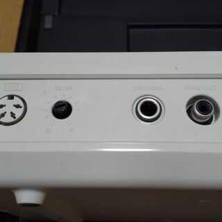 CASIO Casiotone MT-70（新品同様)  シンセ　鍵盤　レトロ楽器