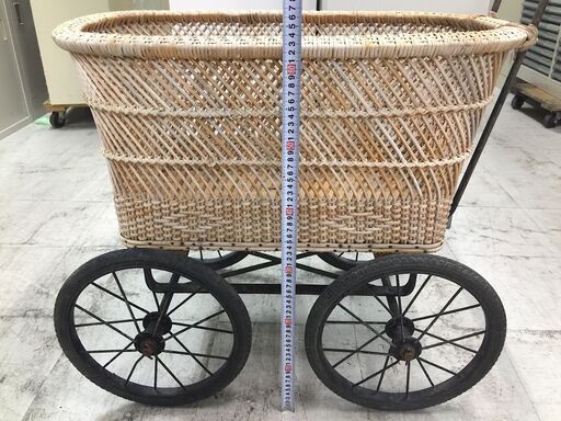 中古ちょっと小型のかわいい乳母車手押し車籐製昭和レトロ Gp一宮 一宮のベビー用品 ベビーカー バギー の中古 あげます 譲ります ジモティーで不用品の処分