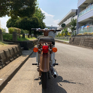 ホンダ　カブ  通勤や買い物に便利なバイクです。