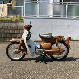 ホンダ　カブ  通勤や買い物に便利なバイクです。