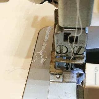 JUKI ジューキ Baby lock 衣縫人 ロックミシン フットスイッチ付き 通電・針動作OK 