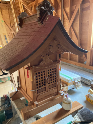 その他 祠 屋根だけでも10万円以上かかってます