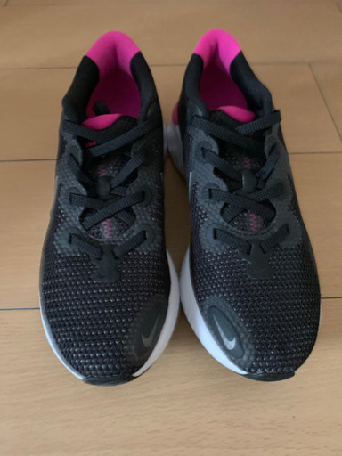 その他 NIKE WOMENS RENEW RUN 24.5CM