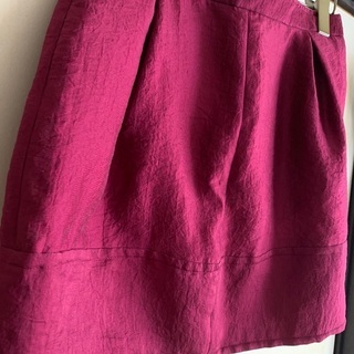 ADAM ET ROéで購入したピンクのスカート