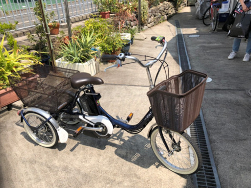 YAMAHA 電動三輪車