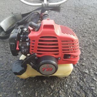 草刈機　肩掛け　イリノ　26cc 草刈機 肩掛け イリノ 26cc