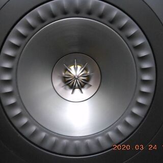 (ご購入有難うございます）KEF Q600C