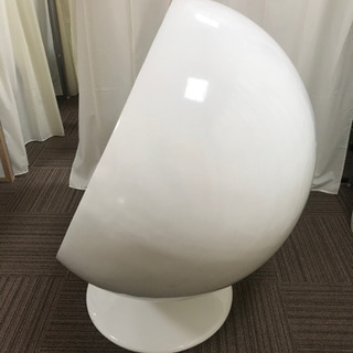 たまご型チェア