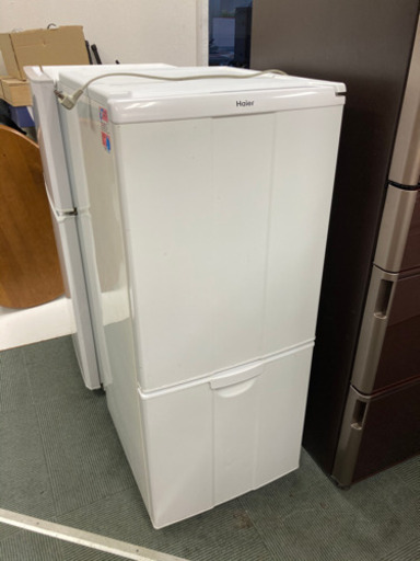 2018年製 8,000円 Haierハイアール 2ドア冷凍冷蔵庫 JR-N121A 121L 2ドア 右開き