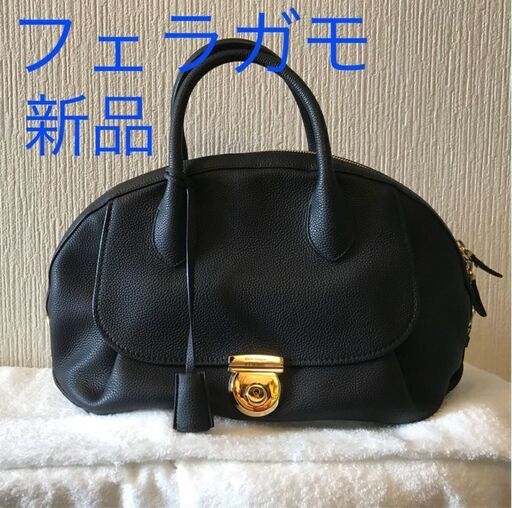 新品◆フェラガモ　ビジネス　ハンドバッグ ショルダーバッグ　2wayタイプ正規品