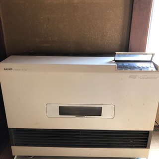 【中古】SANYO　石油ファンヒーター　0円