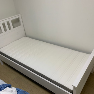 IKEA シングルベッド　更に値段変更