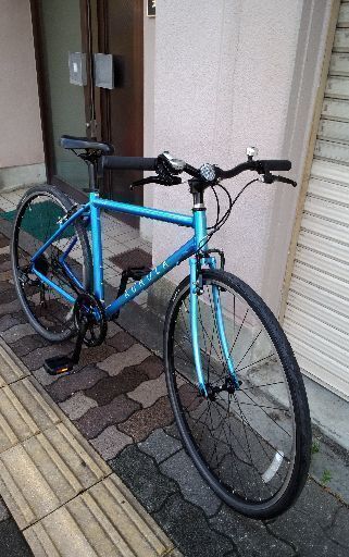 楽天市場】クロスバイク アルミ製 自転車 送料無料 8割完成車 シマノ 7 