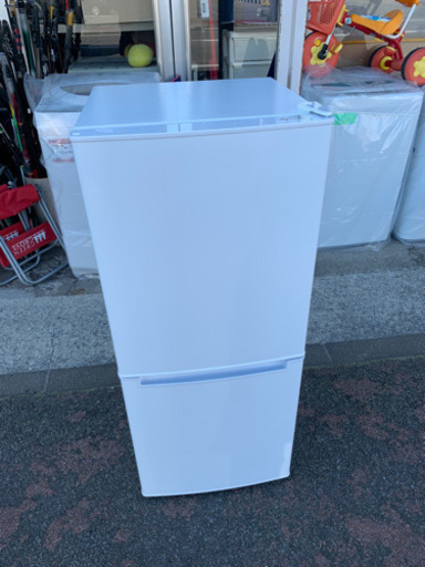 美品　ニトリ グラシア 106L 2ドア冷凍冷蔵庫 NTR-106 ホワイト 2019年製