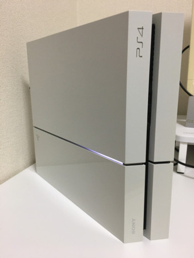 【値下げ】PS4 500GB グレイシャーホワイト　＋ソフト8本