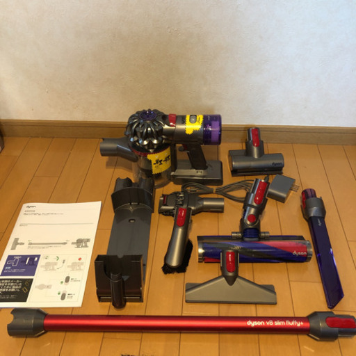 展示品 dyson V8 slim fluffy + SV10K