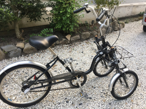 ユニバーサルトライク三輪自転車