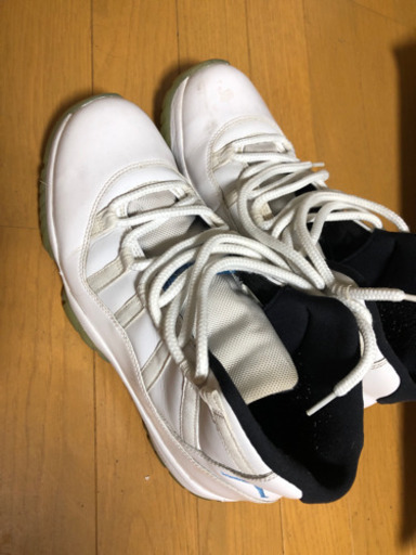 年末のプロモーション大特価！ スニーカー Air Jordan 11 スニーカー