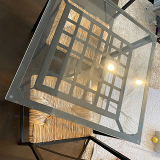 IKEAダイニングテーブル　ガラス
