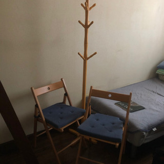 IKEA椅子二脚　ニトリハンガー