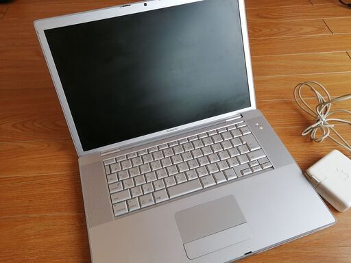 MacBook Pro【Core2Duo/1GB/Office有/DVDmulti/バッテリー欠品】