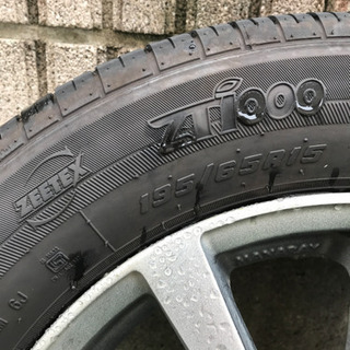 195/65R15★PCD100の5穴★プリウスにつけてました