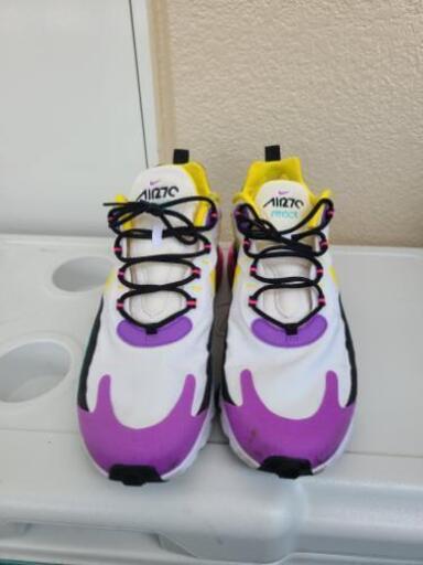 NIKE　エアマックス270 リアクト