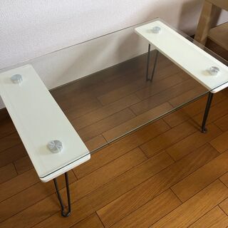 IKEAの小型コーヒーテーブル
