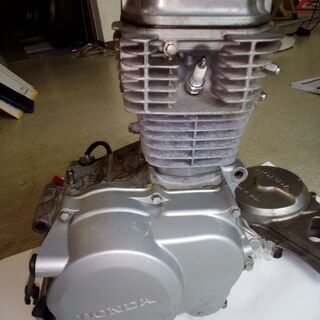 XR100モタード のエンジン HC07E  エイプ100にも XR100モタード のエンジン HC07E エイプ100にも