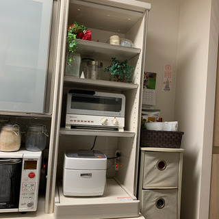 食器収納棚(9月10日迄)