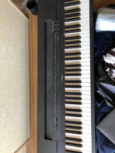 電子ピアノ