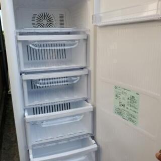 三菱 １２１リットル 冷凍庫