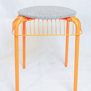  used オレンジ椅子スツール
