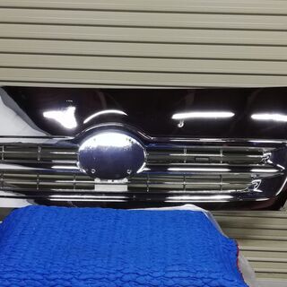 レンジャープロ　ワイド用　フロントメッキパネル＆メッキグリル　訳あり　（4ｔ　日野 フソウ イスズ UD ファイター フォワード コンドル レンジャープロ ワイド用 フロントメッキパネル＆メッキグリル 訳あり