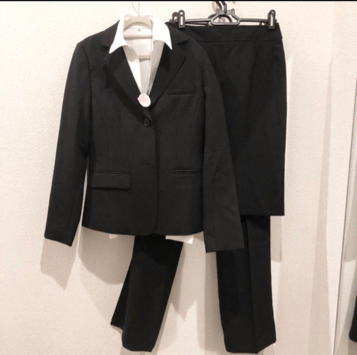 スーツ　9号　4点セット　ほぼ未使用　美品