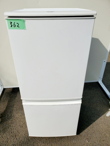 【楽天最安値に挑戦】 362番 シャープ✨ノンフロン冷凍冷蔵庫✨SJ-UW14-W‼️ 冷蔵庫